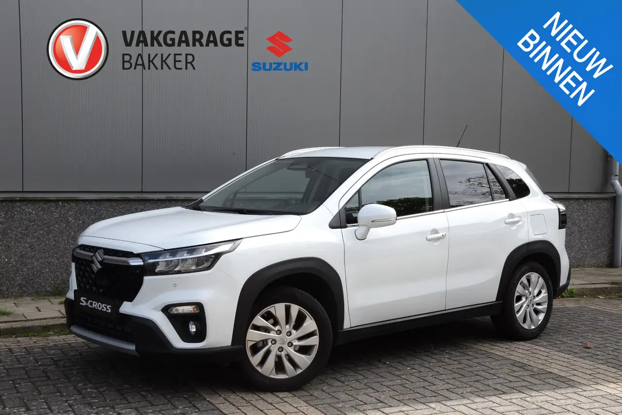 Suzuki S-Cross 1.4 Boosterjet Select Hybrid | automaat | trekhaak — photo 1 of 40