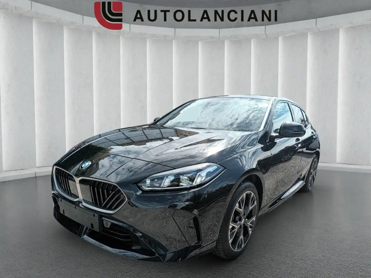 BMW 116 MSPORT DESIGN 122CV AUTOM PACK PREMIUM — photo 1 of 23