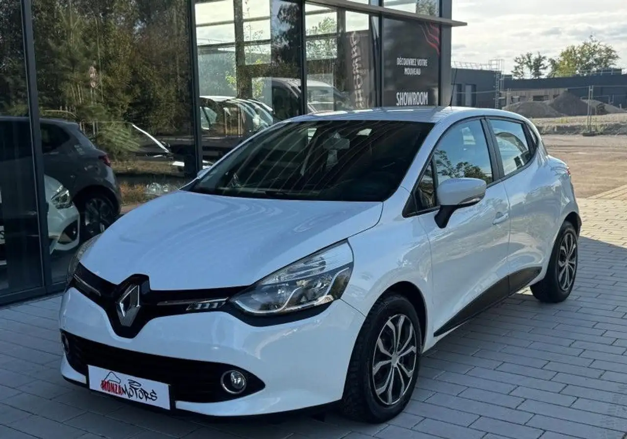 Renault Clio IV STE 1.5 DCI 75CH AIR ECO² — photo 1 of 9