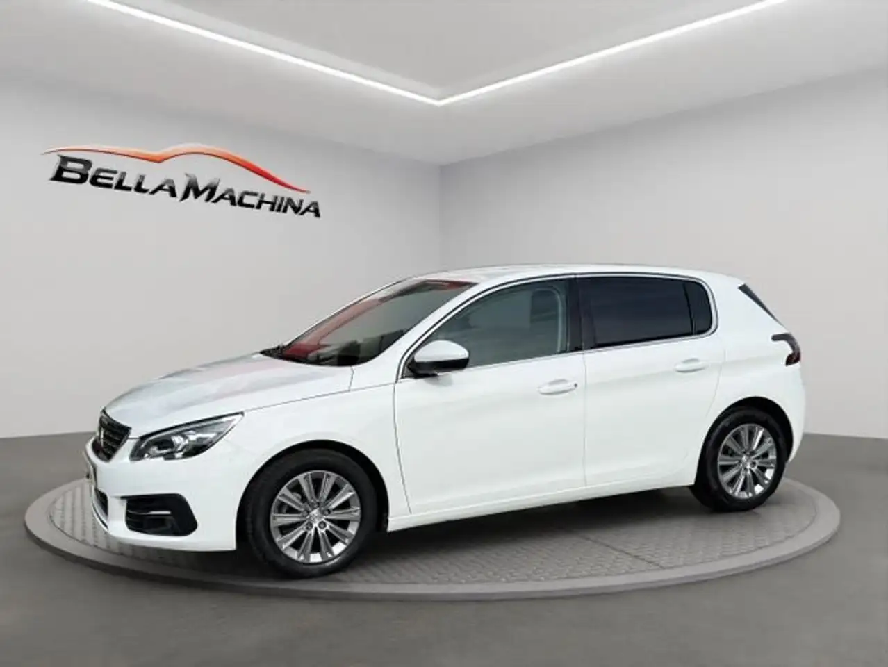 Peugeot 308 1.5 BlueHDi S&S Allure Pack 130 — photo 1 of 14
