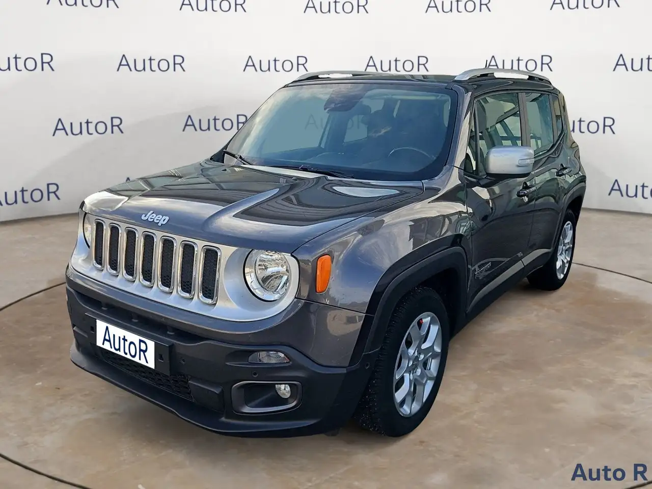Jeep Renegade 1.6 MJet 120cv Limited — photo 1 of 17