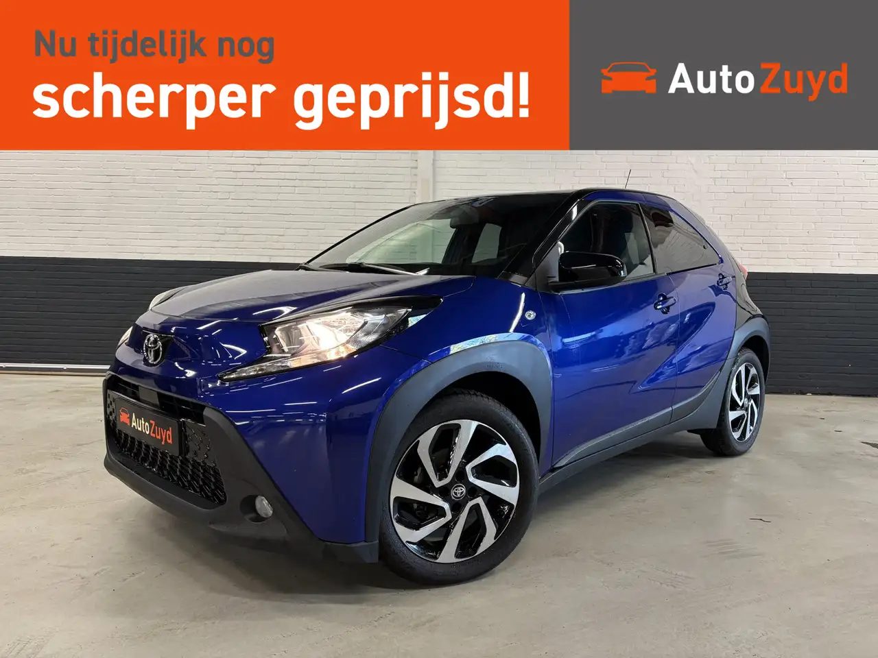 Toyota Aygo X 1.0 VVT-i Pulse | Bi tone |Carplay | 17 " | Camera — photo 1 of 26