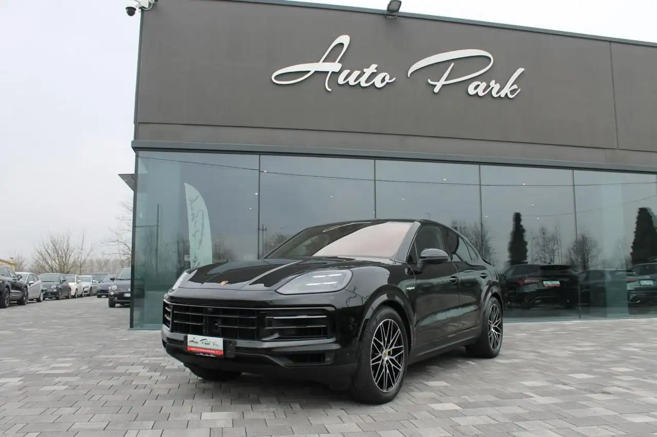 Porsche Cayenne Coupé 3.0 V6 E-Hybrid 470CV — photo 1 of 15
