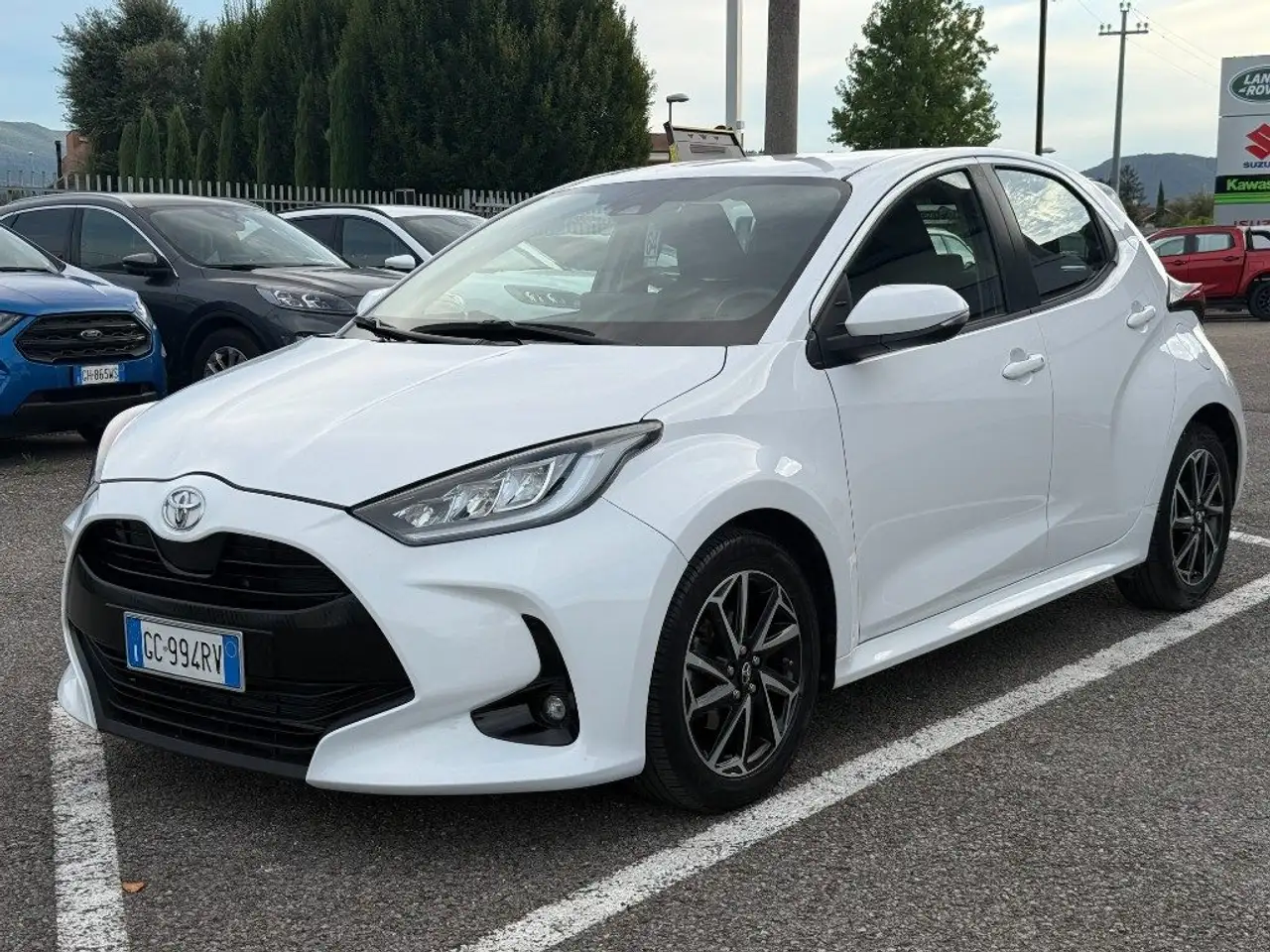 Toyota Yaris 1.0 5 porte Dynamic — photo 1 of 15