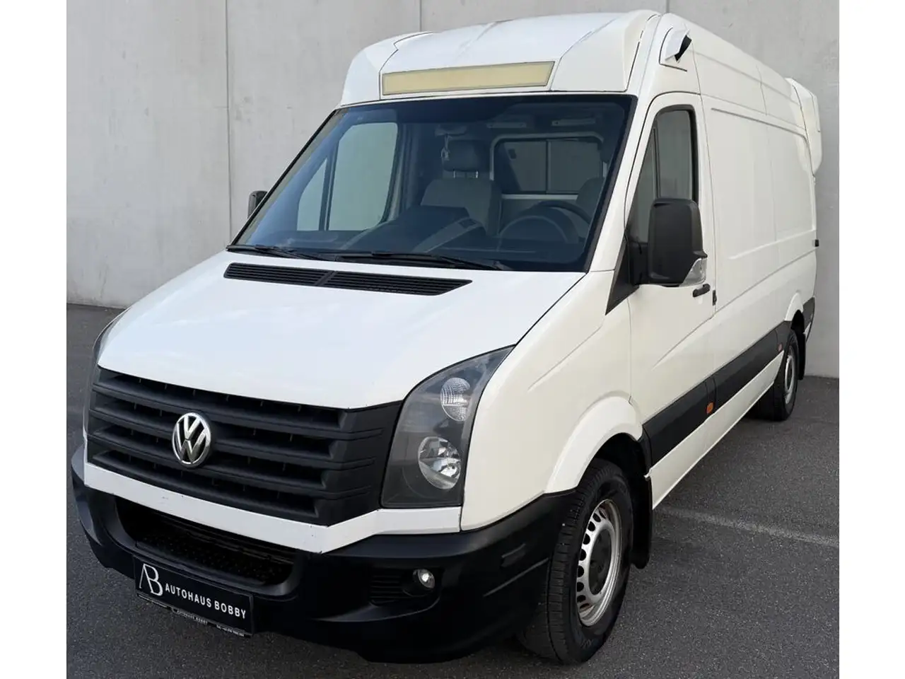Volkswagen Crafter Kasten 35 2.Besitz — photo 1 of 28