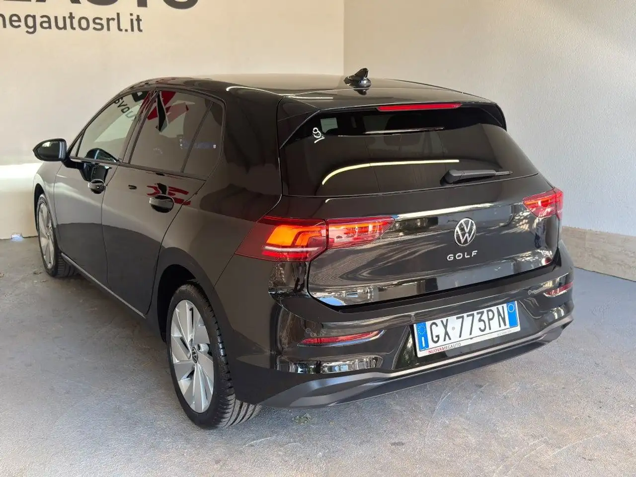 2024 Volkswagen Golf 2.0 TDI 150 CV DSG SCR Editon Plus, photograph 5
