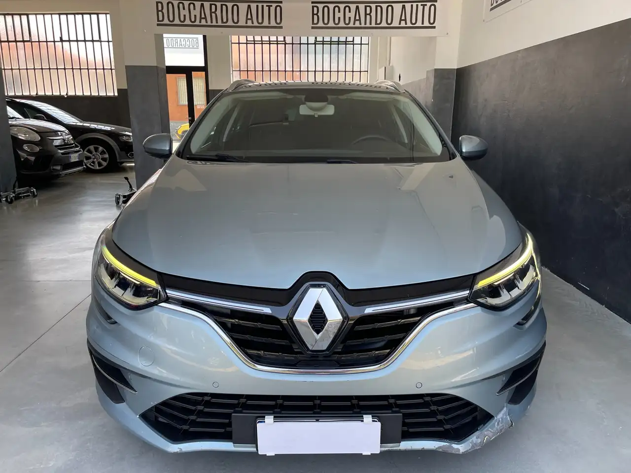 2021 Renault Megane Mégane Sporter Blue dCi 115 CV Business, photograph 2