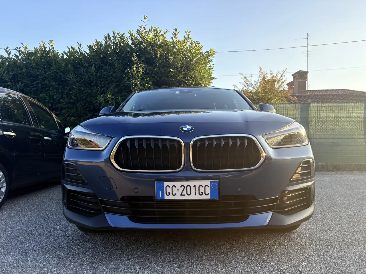 BMW X2 xDrive20d Aut. Advantage — photo 1 of 12