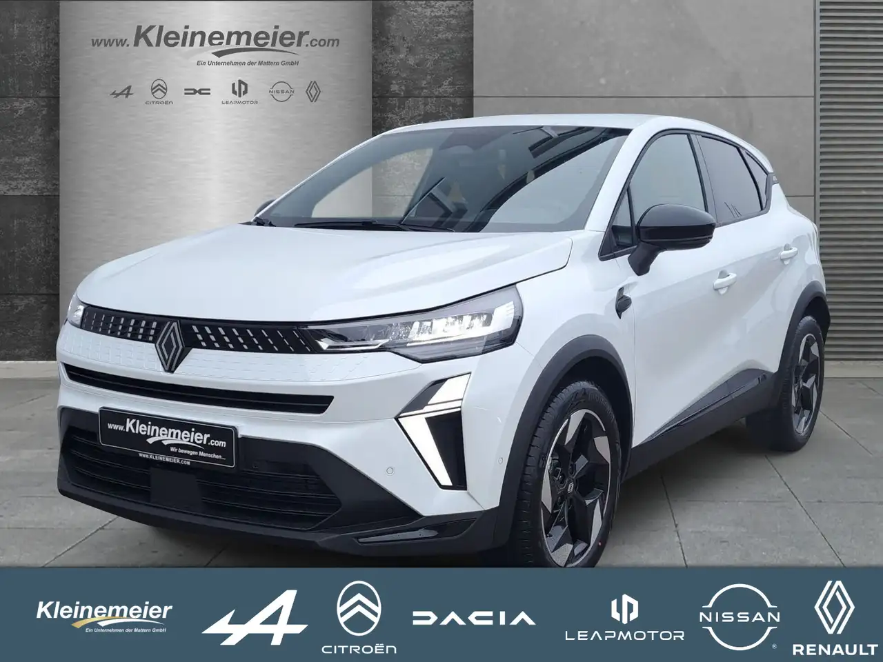 Renault Captur II Kiss TCe 90 — photo 1 of 15