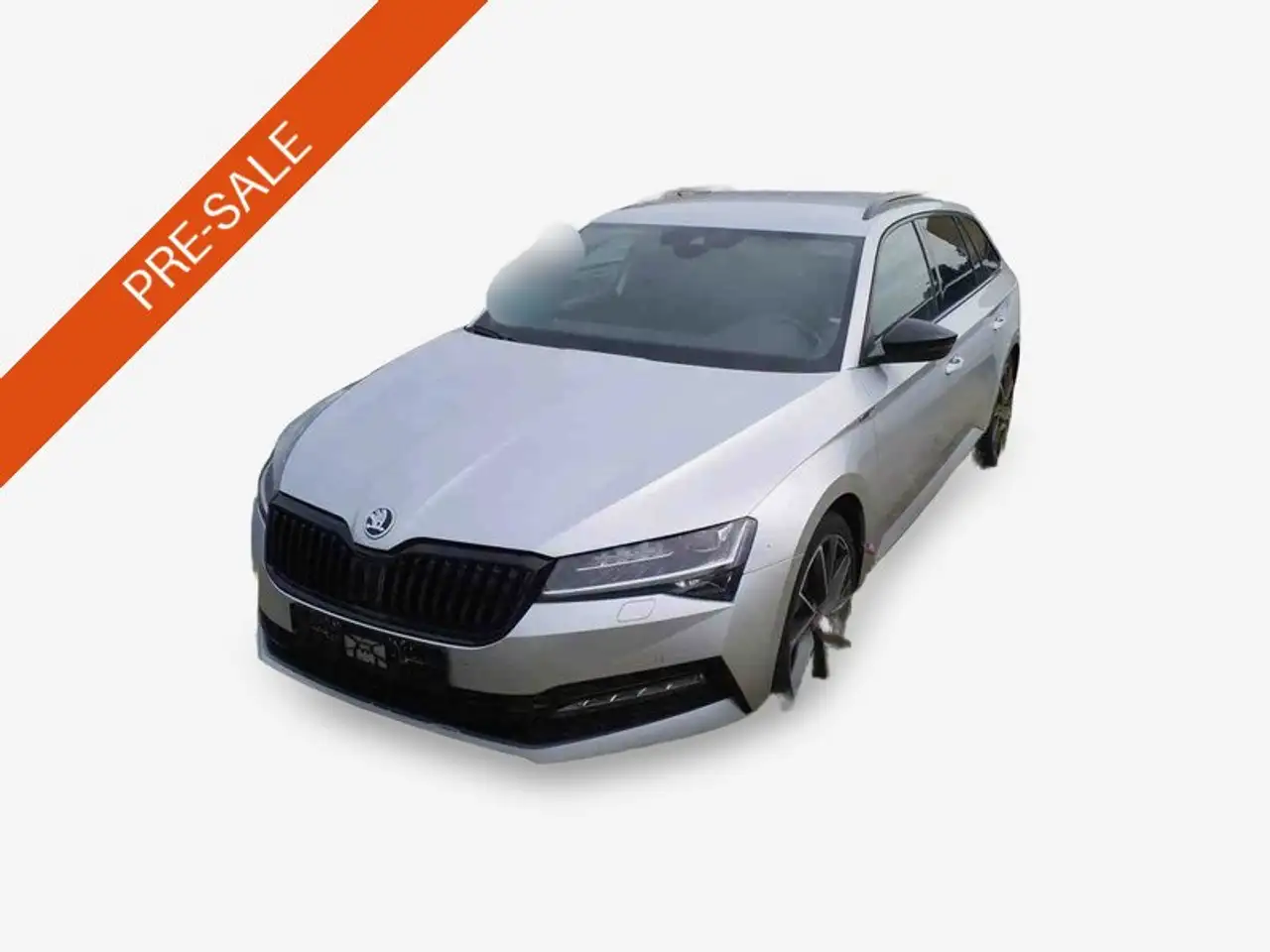 Skoda Superb — photo 1 of 16