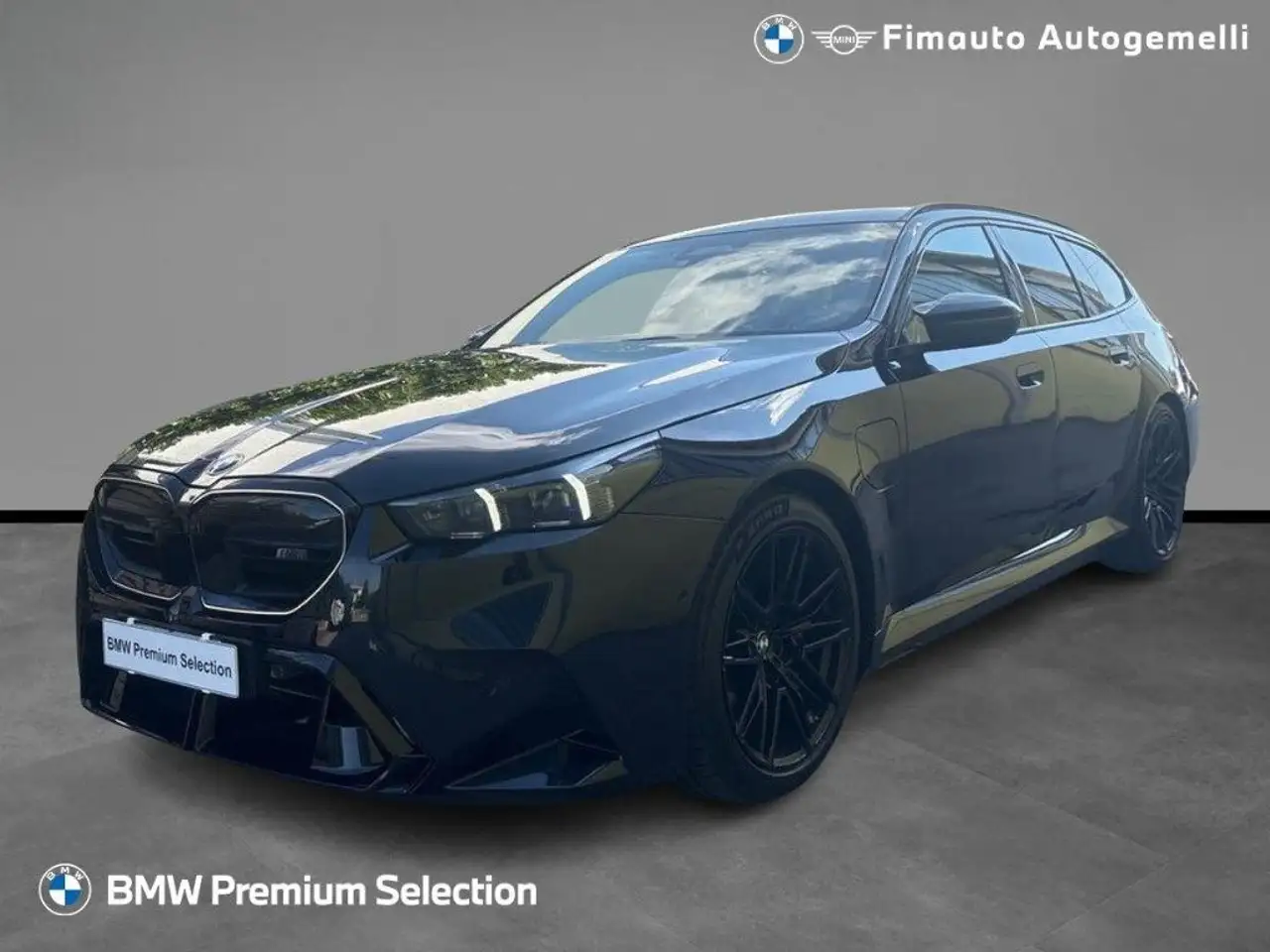 BMW M5 Touring + Freni Carbo — photo 1 of 15