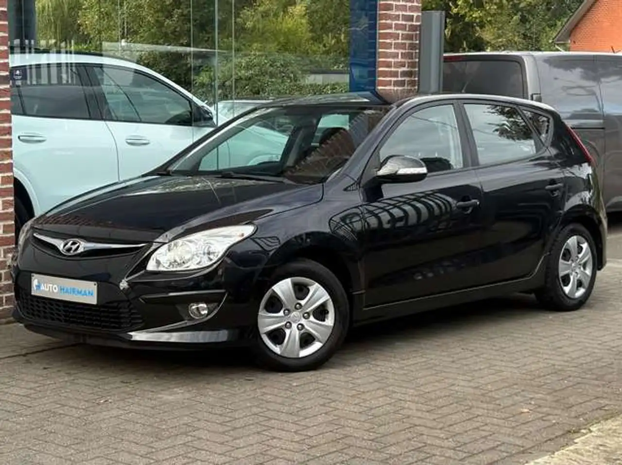 Hyundai i30 1.6 CRDi — photo 1 of 12
