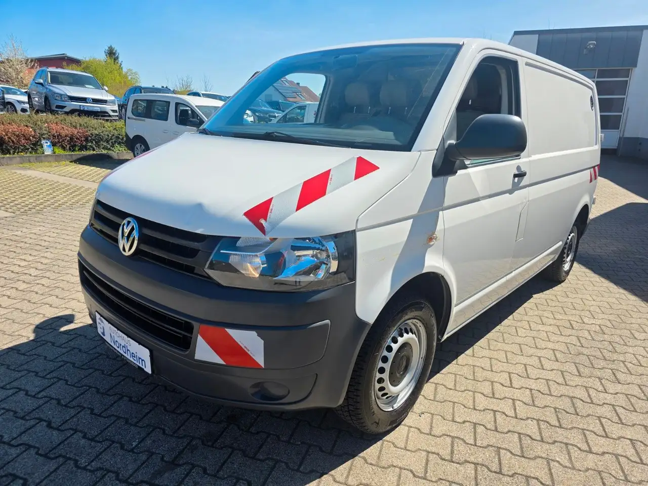 Volkswagen T5 Transporter 2.0 TDI Kasten/EURO5 — photo 1 of 13