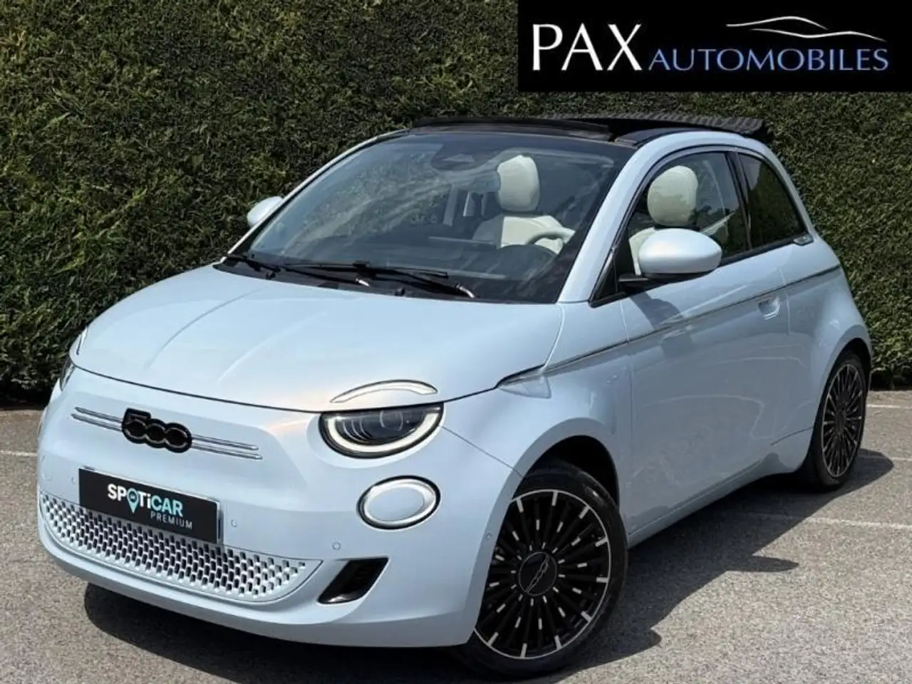 Fiat 500C e 118ch La Prima — photo 1 of 20