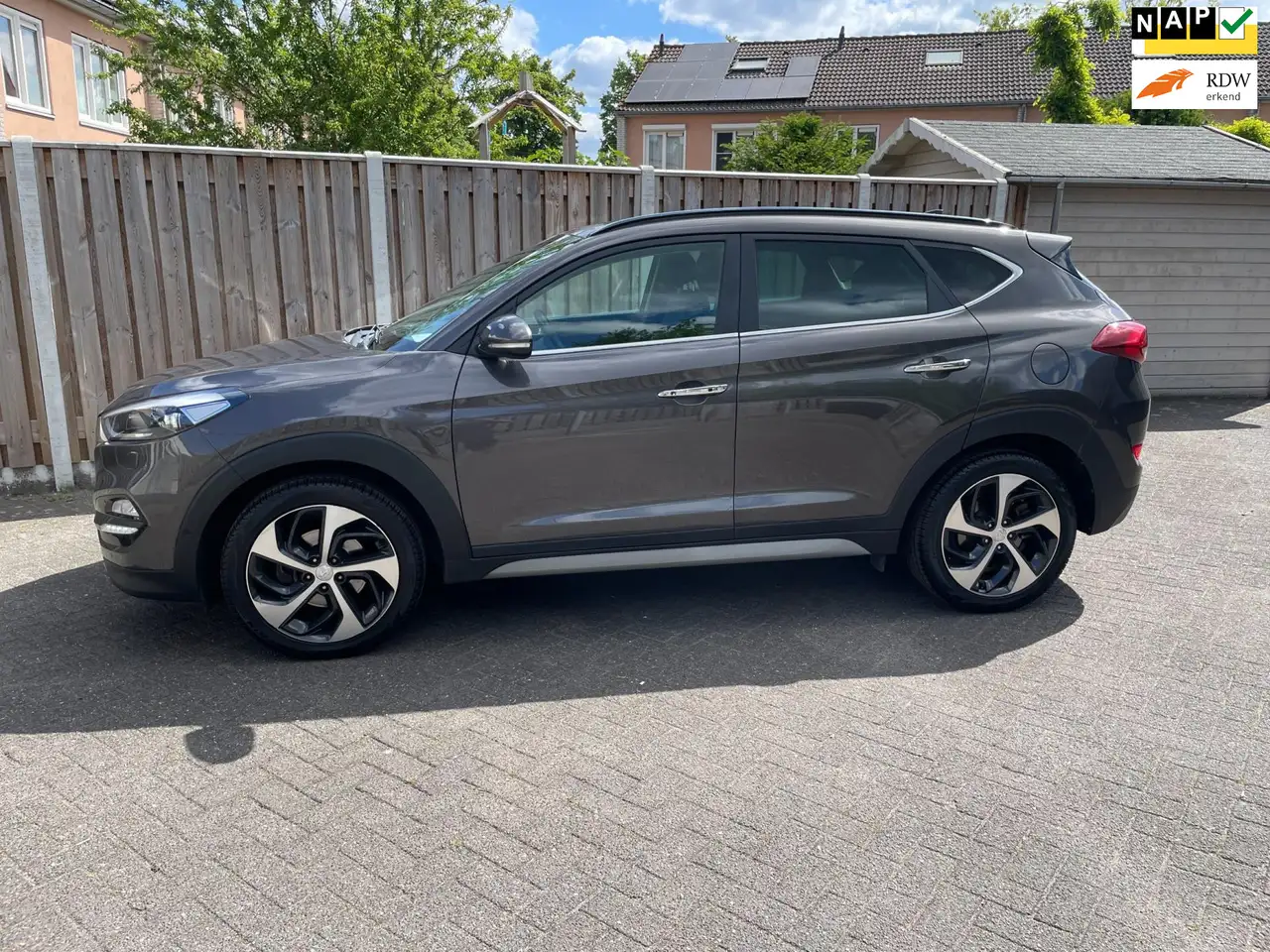 Hyundai TUCSON 1.6 T-GDi Comfort 4WD automaat panoramadak — photo 1 of 26