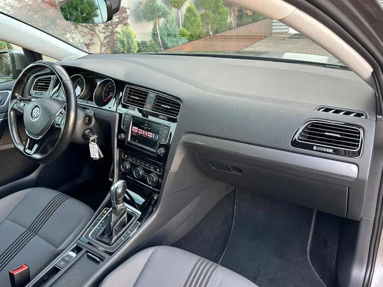 2017 Volkswagen Golf 1.4 TSI DSG BMT ALLSTAR*ACC*AHK*SHz*TÜV, photograph 11