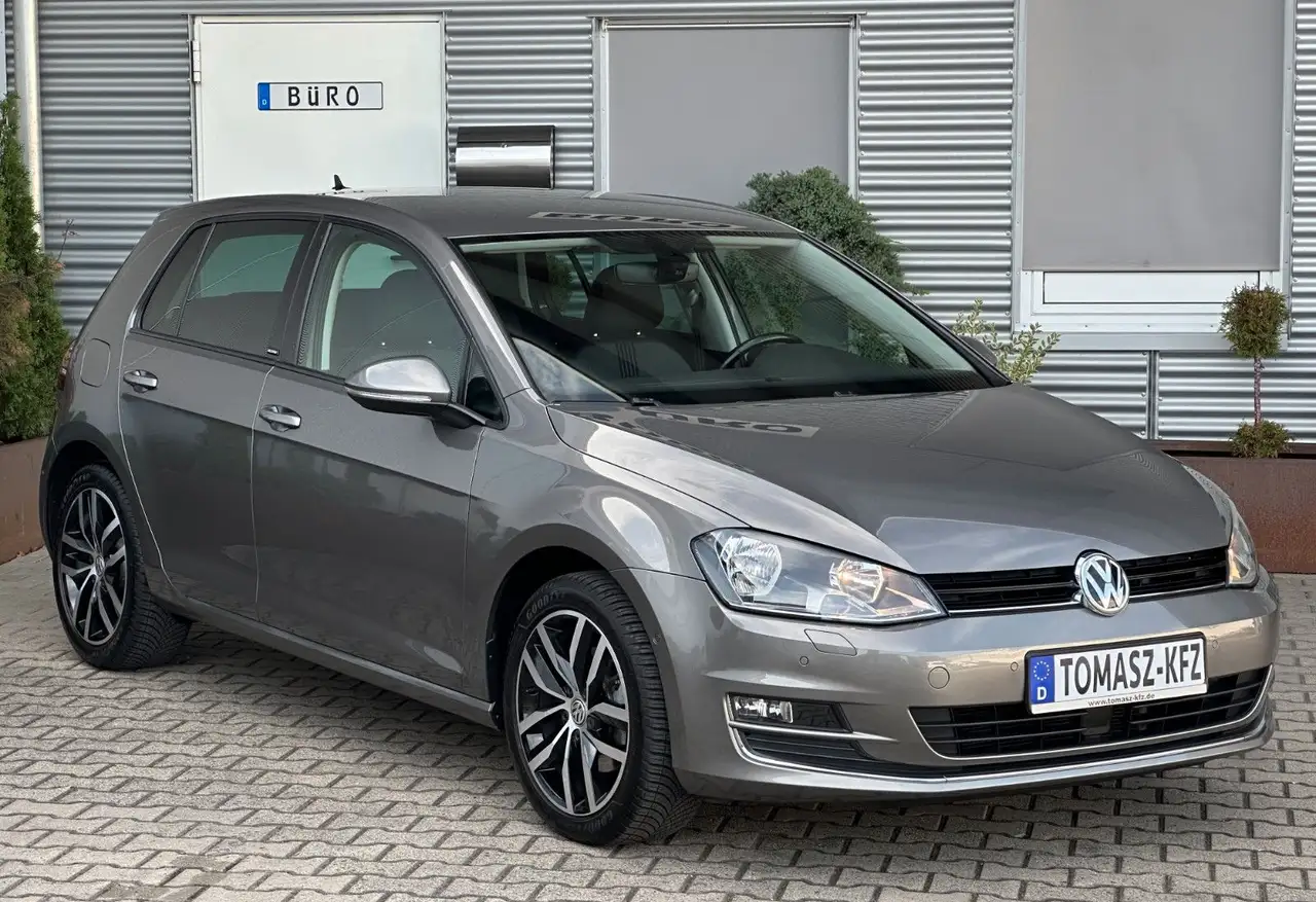 Volkswagen Golf 1.4 TSI DSG BMT ALLSTAR*ACC*AHK*SHz*TÜV — photo 1 of 40