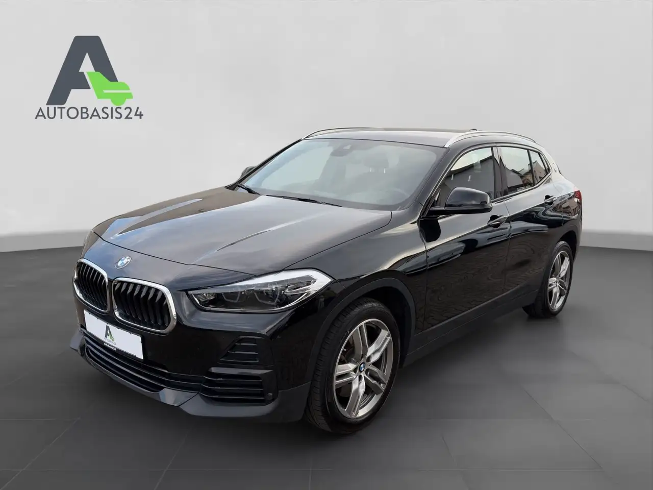 BMW X2 xDrive 20d Advantage Plus *Kamera*Navi*LED* — photo 1 of 20