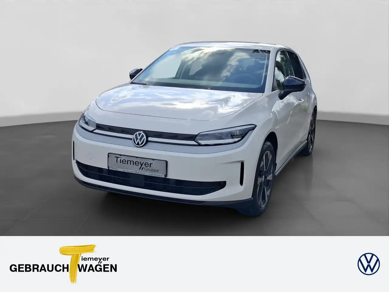 Volkswagen ID. Polo LIFE REAR VIEW NAVI SITZHZ CLIMA ACC ID — photo 1 of 21