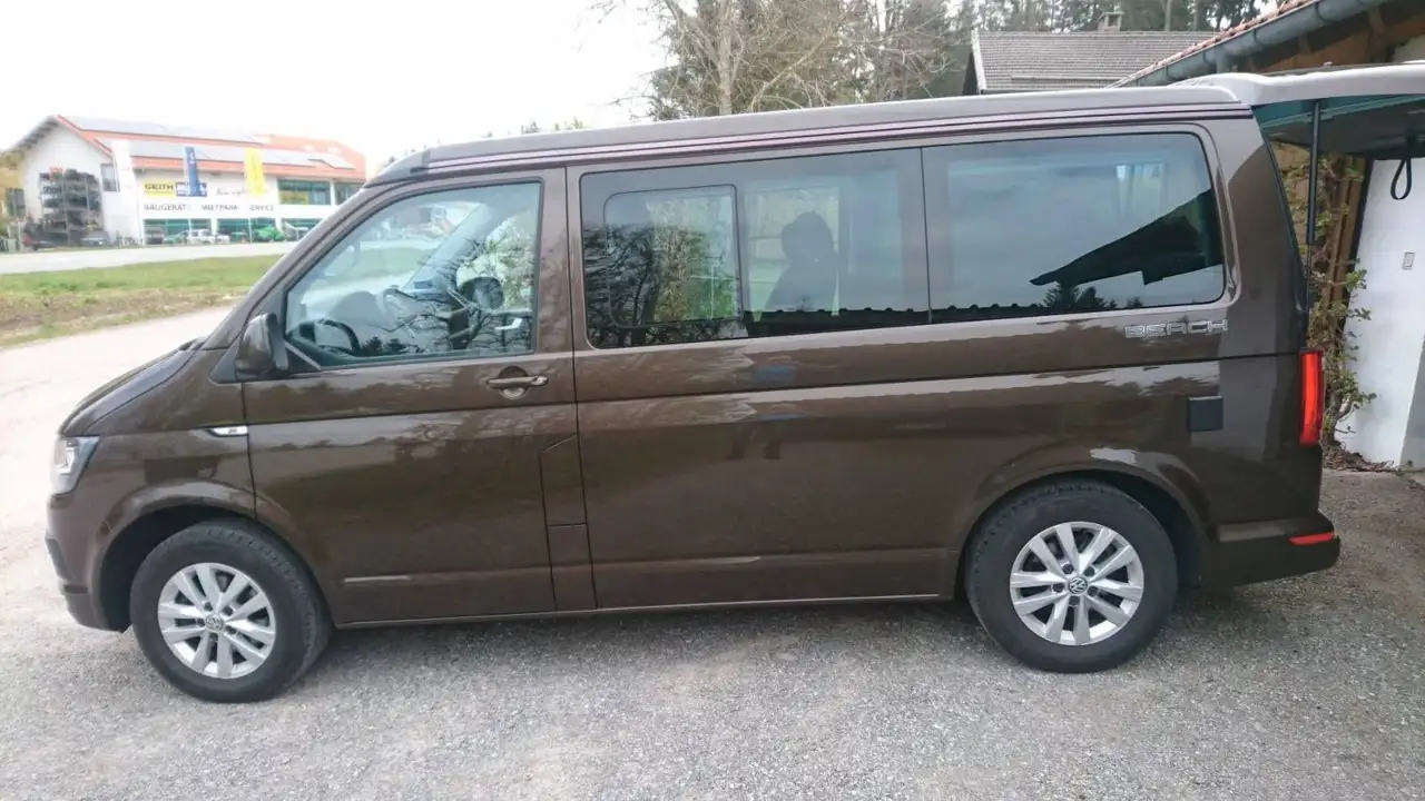 Volkswagen T6 California Beach Tour — photo 1 of 13