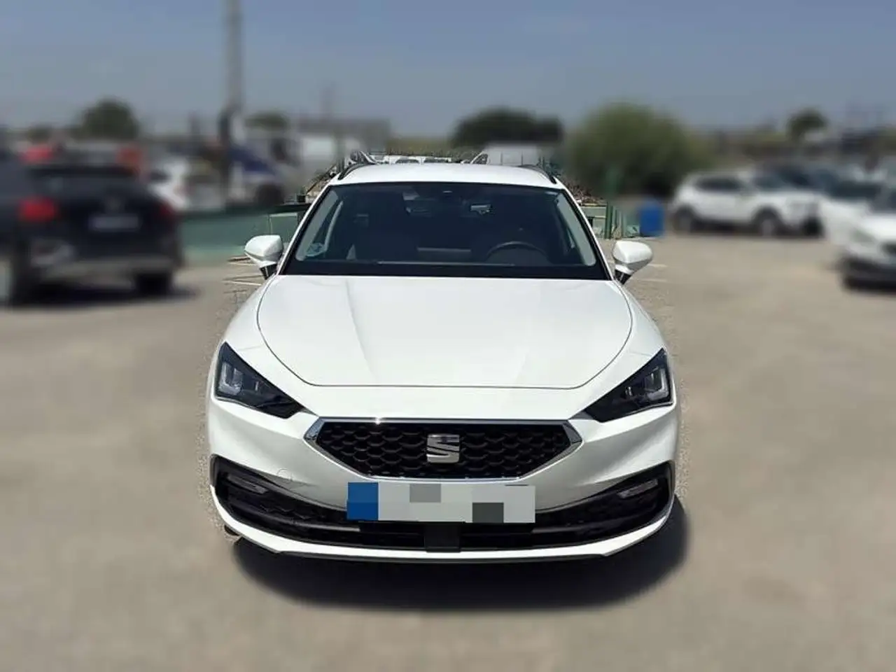 SEAT Leon 2.0 TDI FR — photo 1 of 15