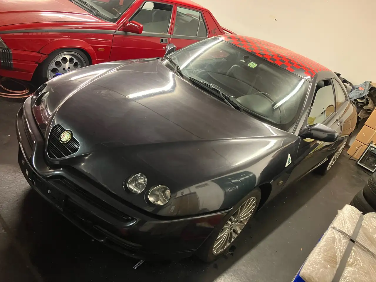 Alfa Romeo GTV 2,0 V6 Turbo — photo 1 of 10