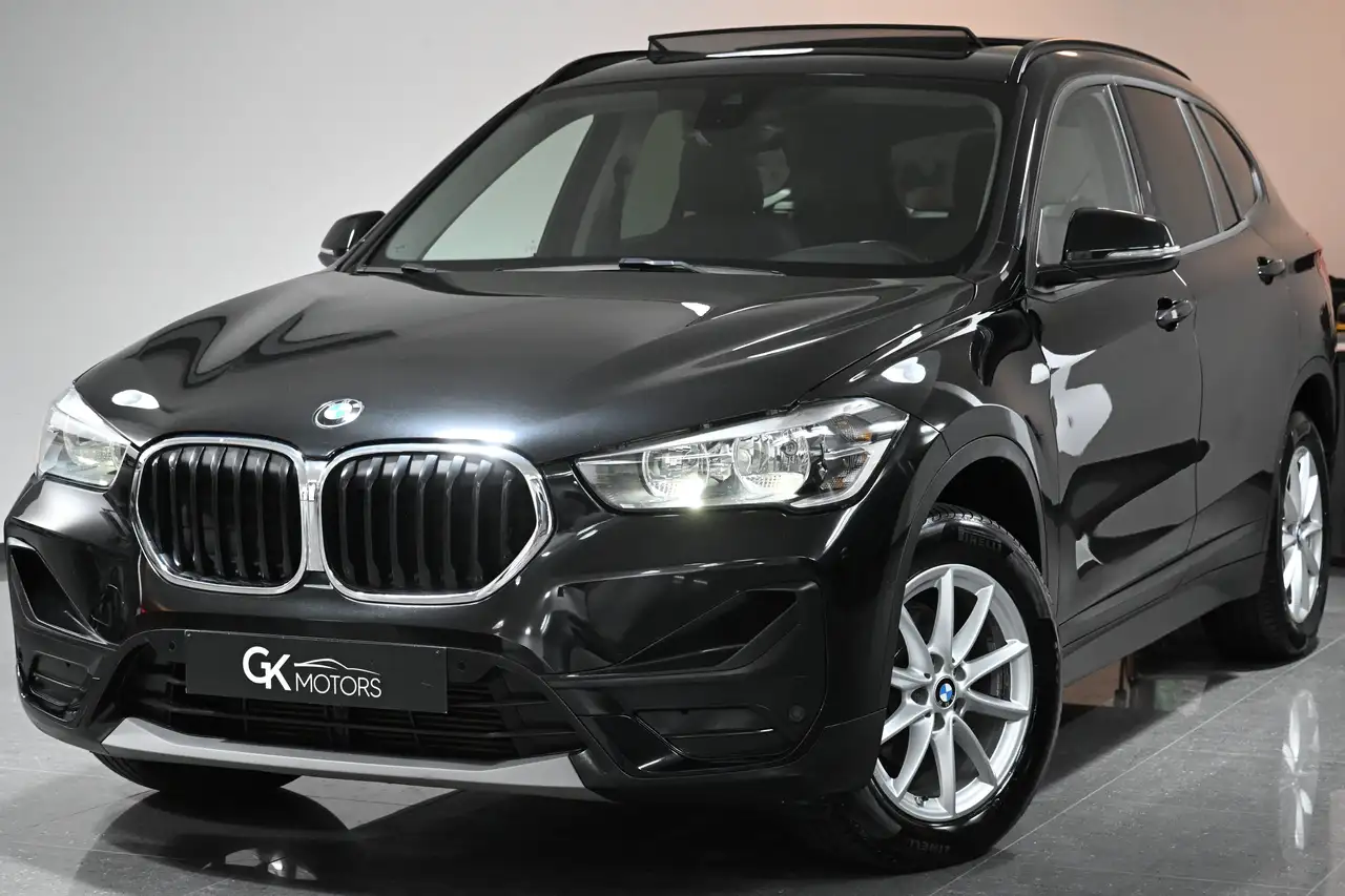 BMW X1 1.5dA sDrive16d | PANORAMA | Automaat | Sportzetels | Navigatie PRO | Camera | DAB | Facelift | FULL 2020 ! — photo 1 of 15