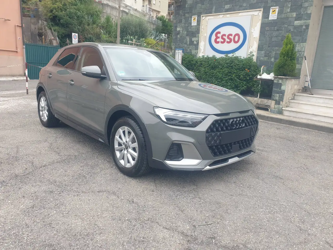 Audi A1 A1 allstreet 25 1.0 tfsi Business 95cv — photo 1 of 15