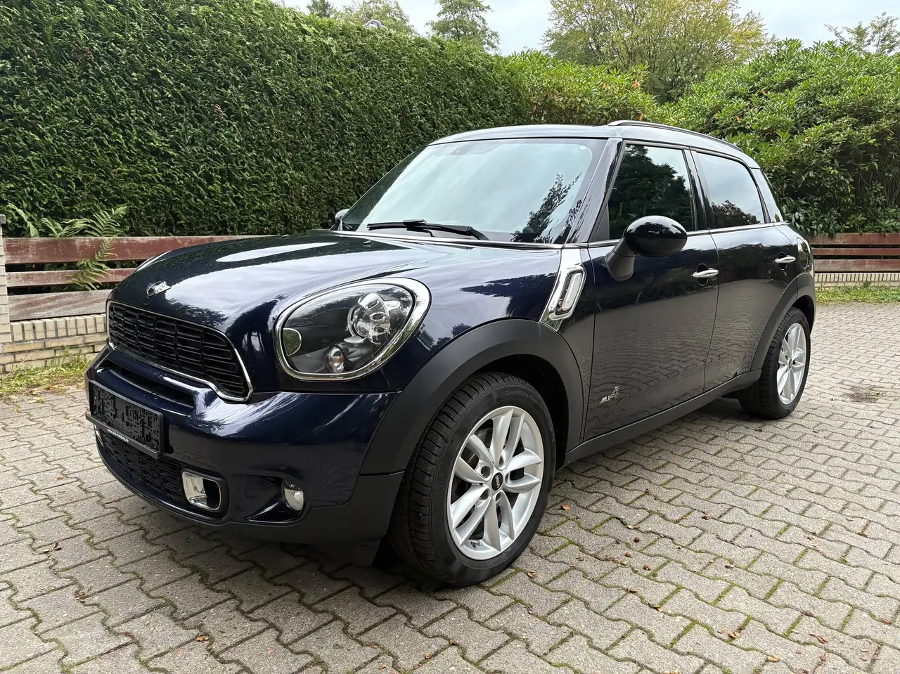 MINI Cooper Countryman Mini Cooper Countryman Aut. Allrad,PDC,Leder,Navi,Panorama,2.Hd, Scheckheft,Tempomat,Sportsitze,inkl.W — photo 1 of 15
