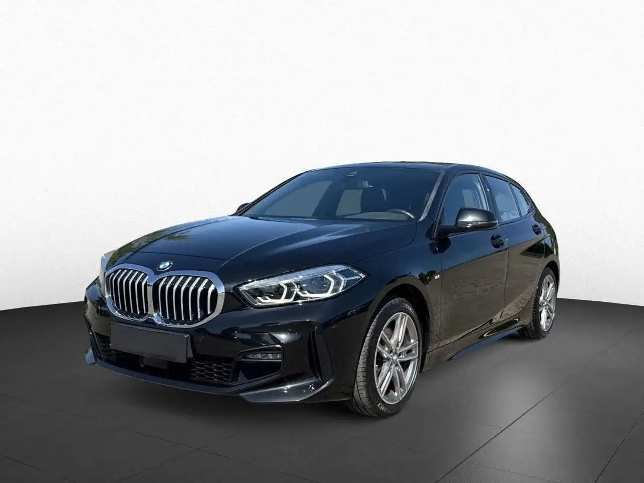 BMW 116 116i Msport Exterior auto — photo 1 of 14