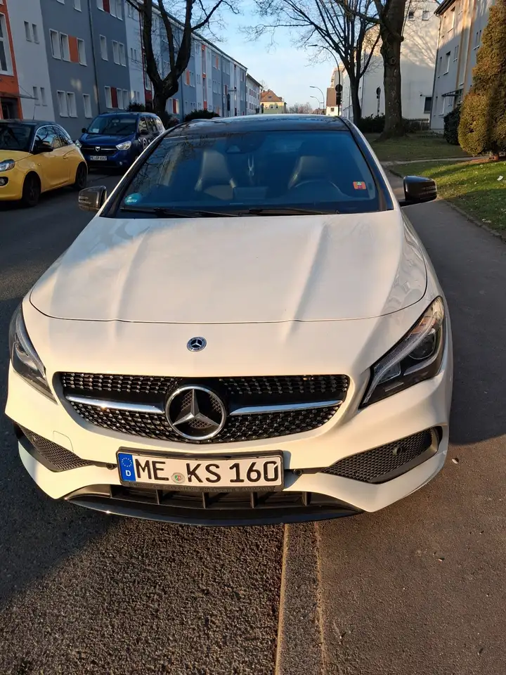 Mercedes-Benz CLA 200 Sport FL — photo 1 of 7