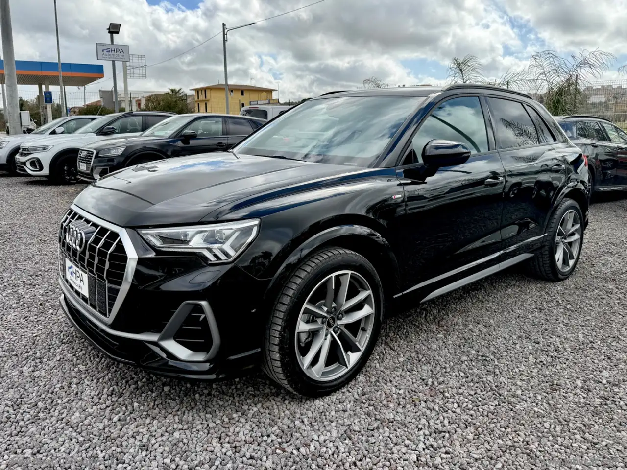 Audi Q3 2.0TDI S-line FULL LED PELLE NAVI 360 B E O RETROC — photo 1 of 15