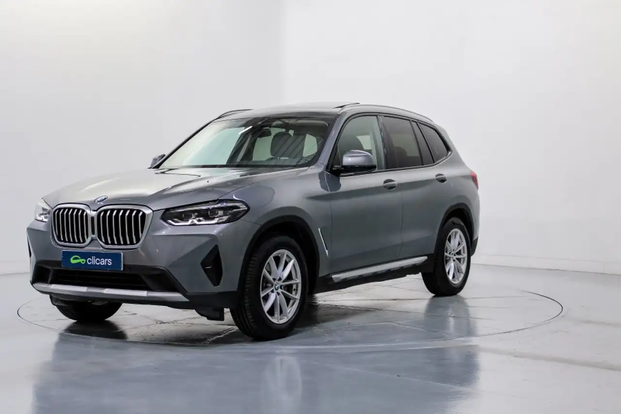BMW X3 xDrive 20dA xLine — photo 1 of 37