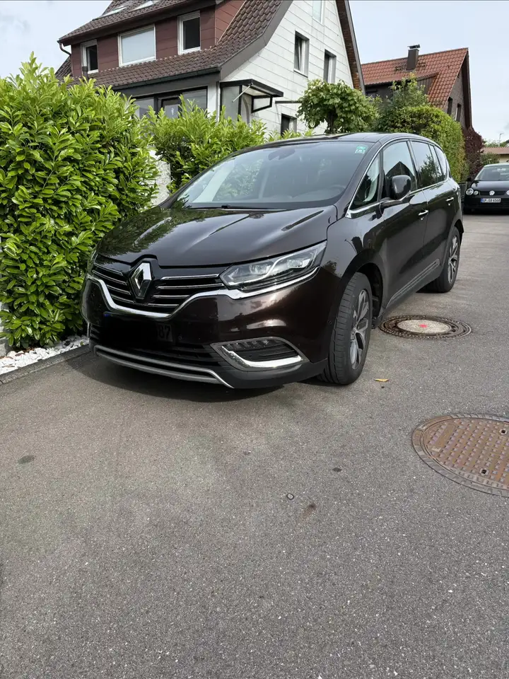 Renault Espace Intens — photo 1 of 13