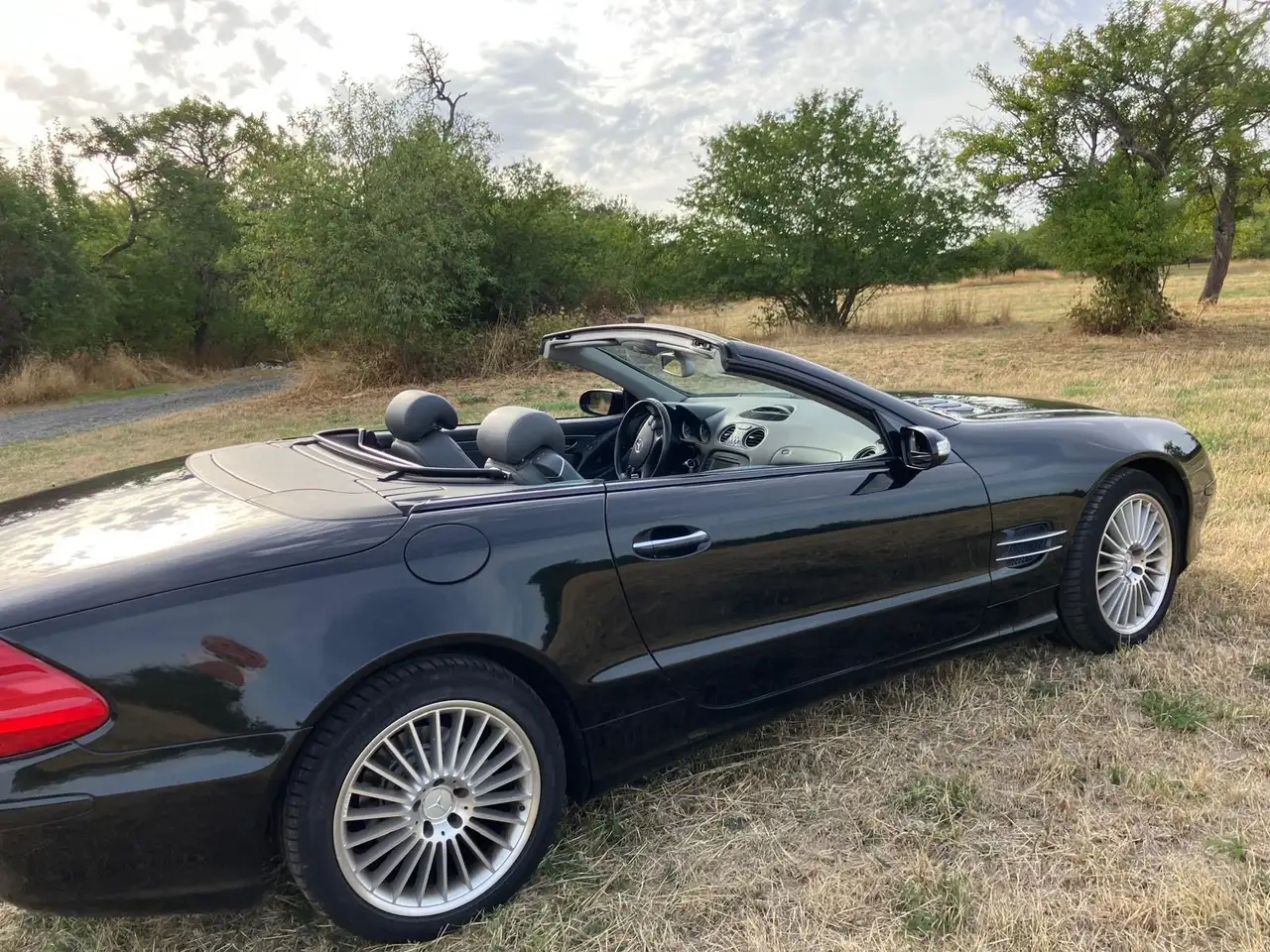 Mercedes-Benz SL 350 Typ R230 — photo 1 of 20