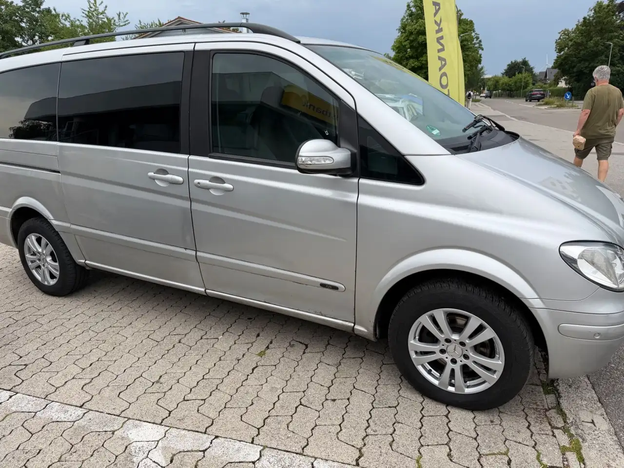 Mercedes-Benz Viano 2.2 CDI FUN lang Klima/Standh.Tisch/Bett — photo 1 of 25