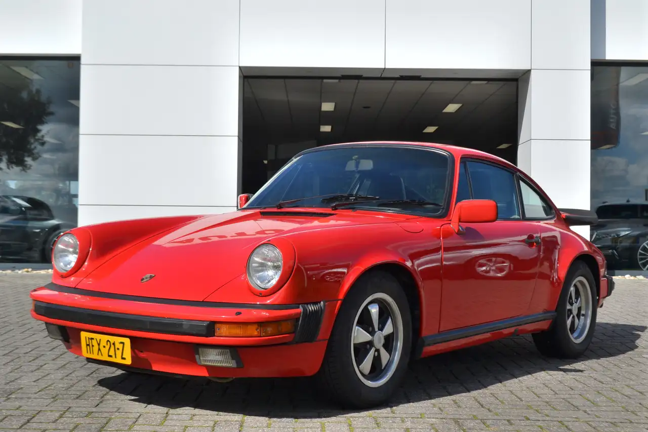 Porsche 911 3.2 Carrera Coupe Schuifdak — photo 1 of 29