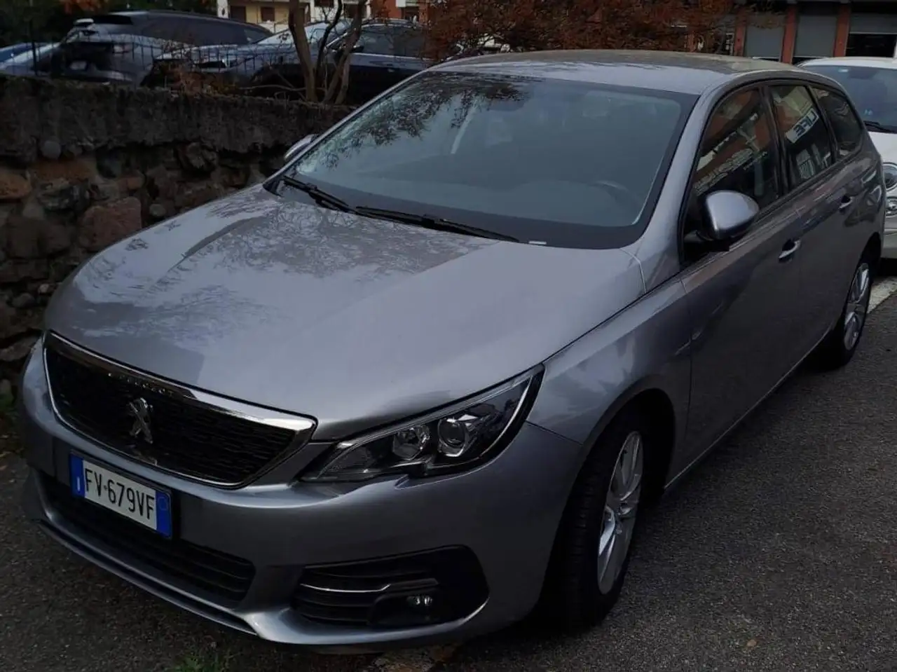 Peugeot 308 308 II 2018 SW SW 1.5 bluehdi Active s — photo 1 of 15