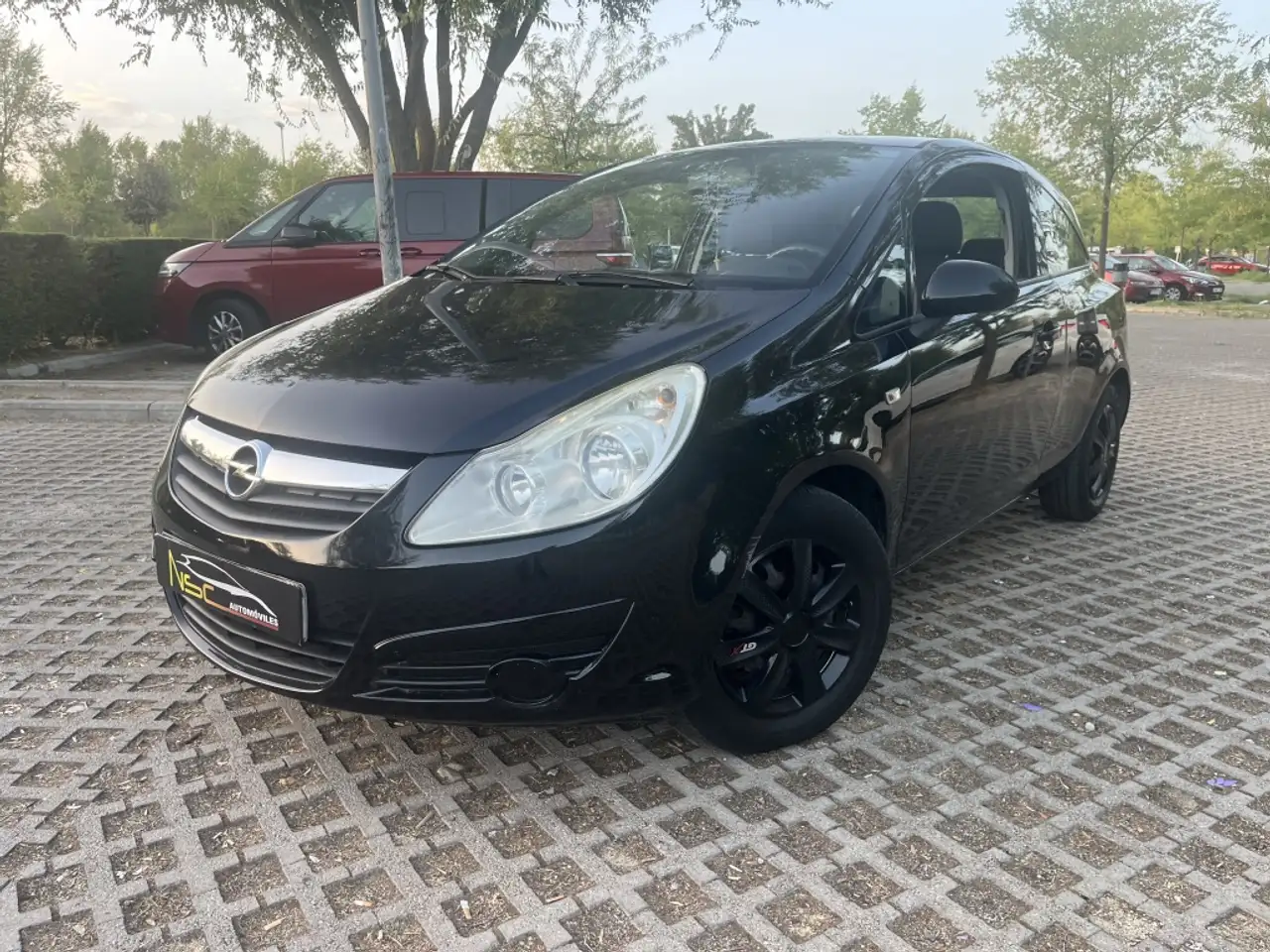 Opel Corsa 1.2 C Mon — photo 1 of 13