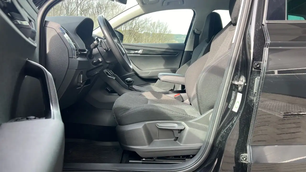 2022 Skoda Karoq Style 4x4 * APP * ACC * LED * AHK * Kamera, photograph 11