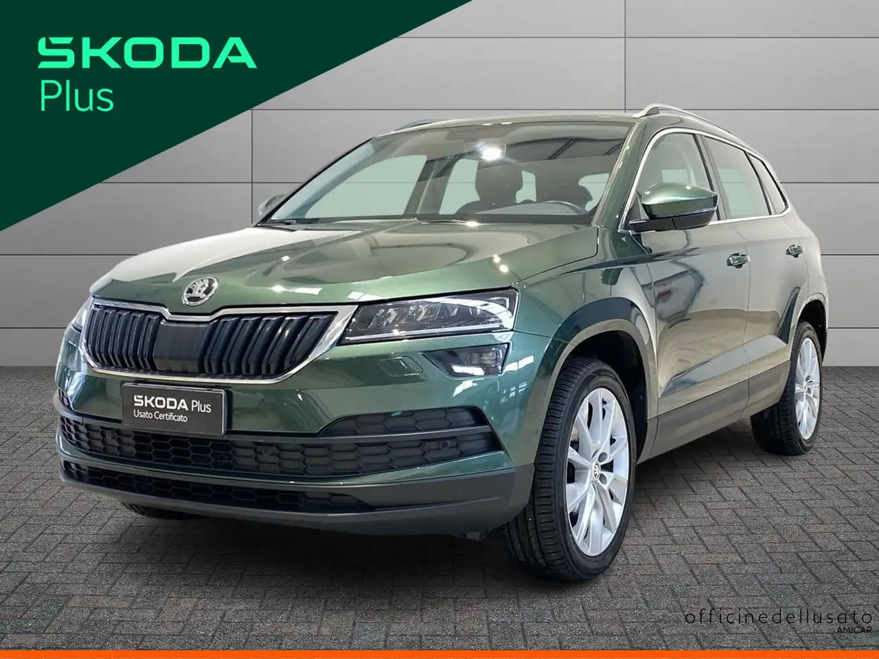 Skoda Karoq 1.6 tdi scr style dsg — photo 1 of 15