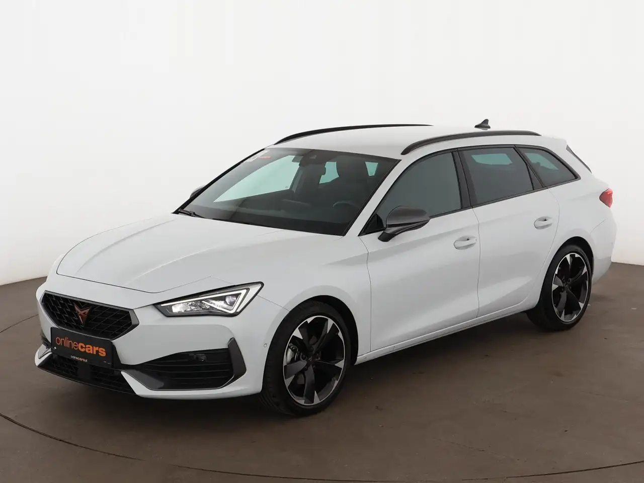 CUPRA Leon ST 1.5 eTSI Aut LED RADAR NAVI SITZHZG R-CAM — photo 1 of 25
