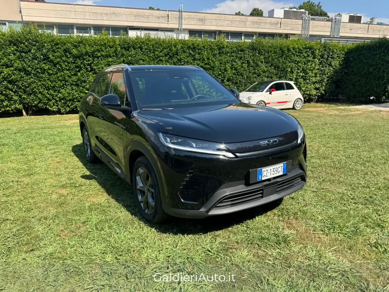 BYD Atto 2 45,1 kWh Boost — photo 1 of 15