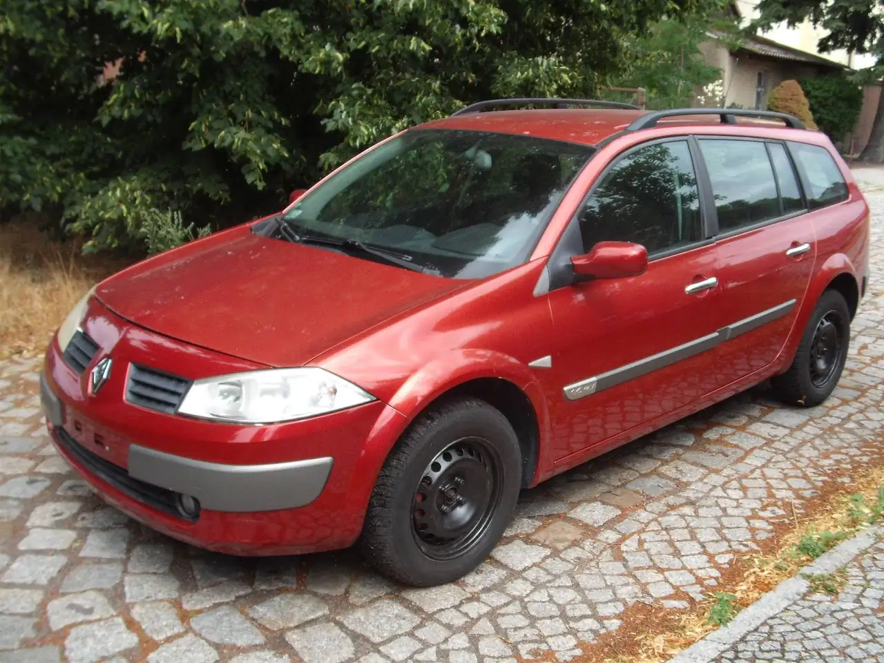 Renault Megane Dynamique Confort — photo 1 of 16