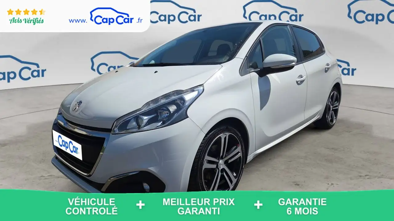 Peugeot 208 II 1.5 BlueHdi 100 Style — photo 1 of 29