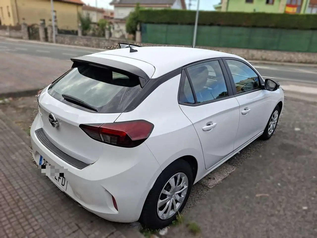 Opel Corsa 1.2 XEL S/S Edition 75 — photo 1 of 8