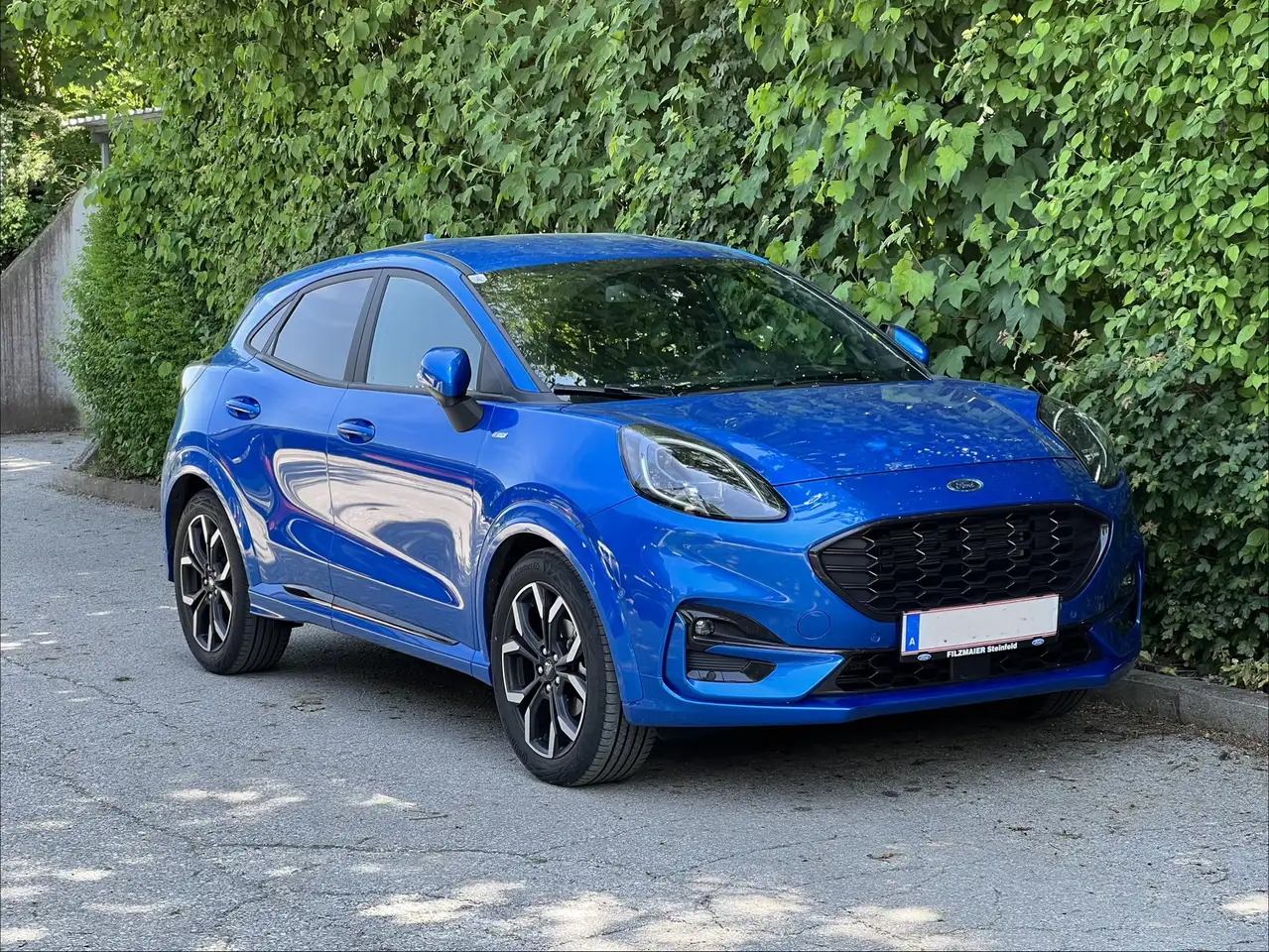 Ford Puma 1,0 EcoBoost Hybrid ST-Line X — photo 1 of 16