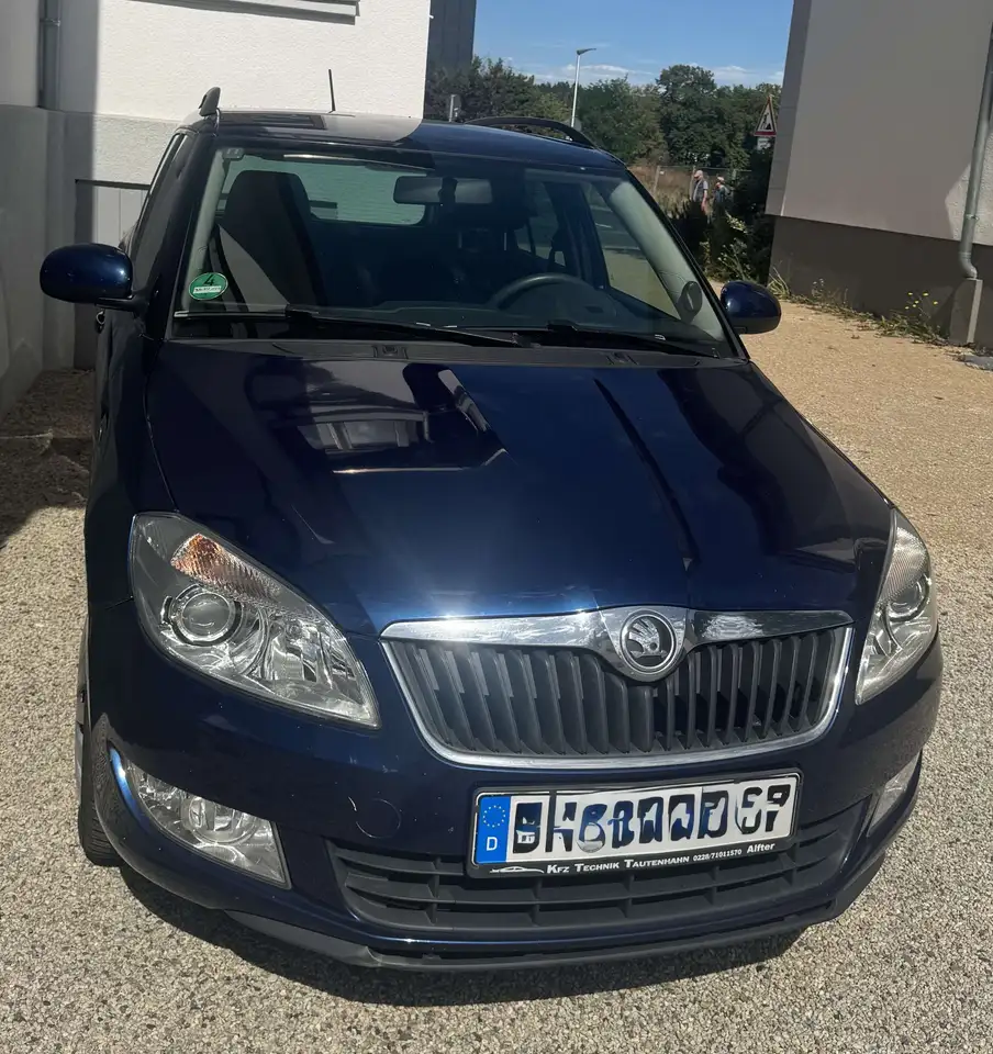 Skoda Fabia 1.2 TSI Combi Fresh — photo 1 of 4