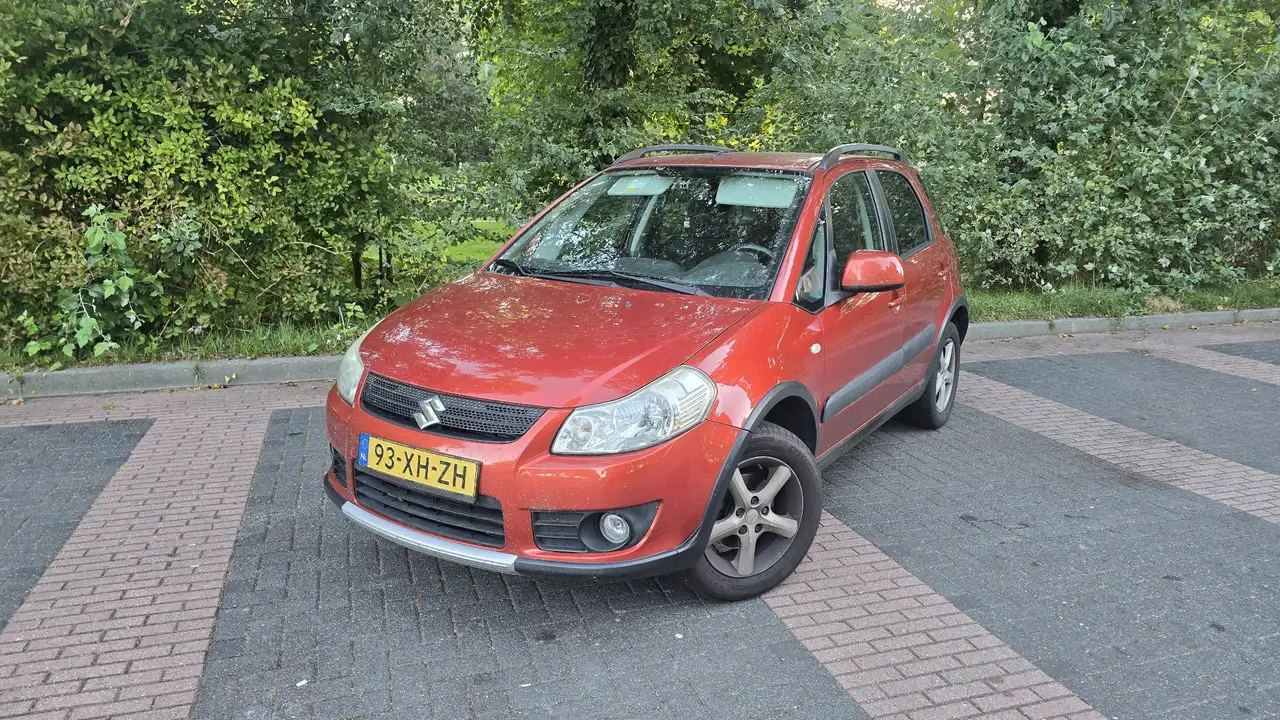 Suzuki SX4 1.6 VVT 4x4 Comfort — photo 1 of 4