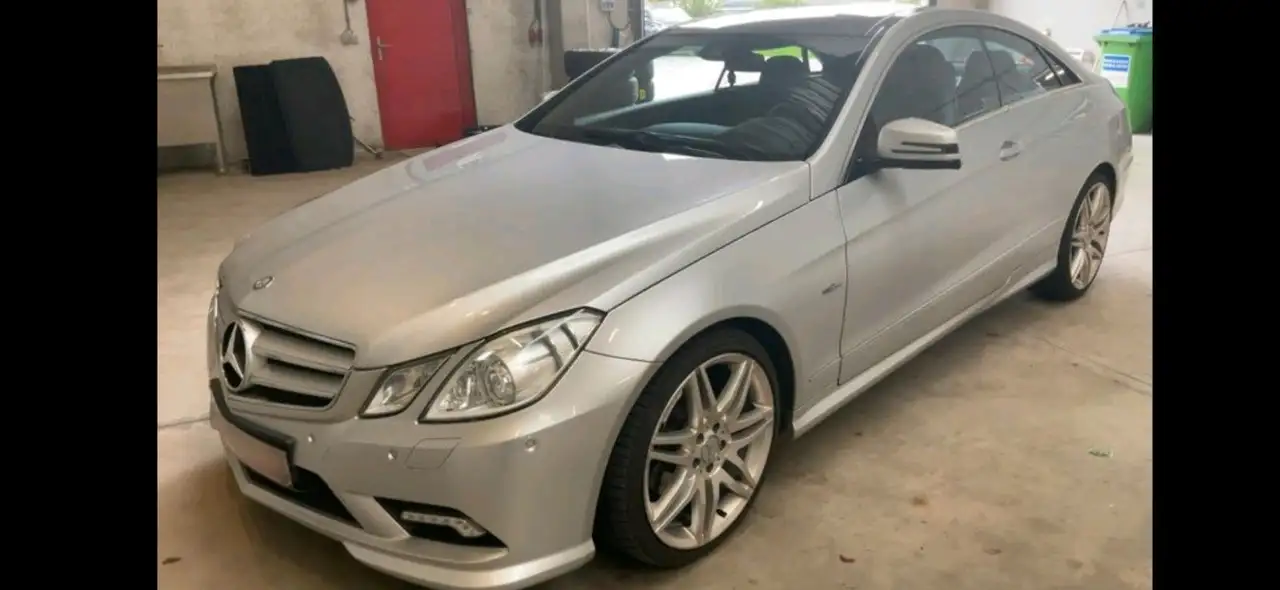 Mercedes-Benz E 220 CDI BlueEfficiency,,AMG-LINE,,PANO,SCHECKH — photo 1 of 13